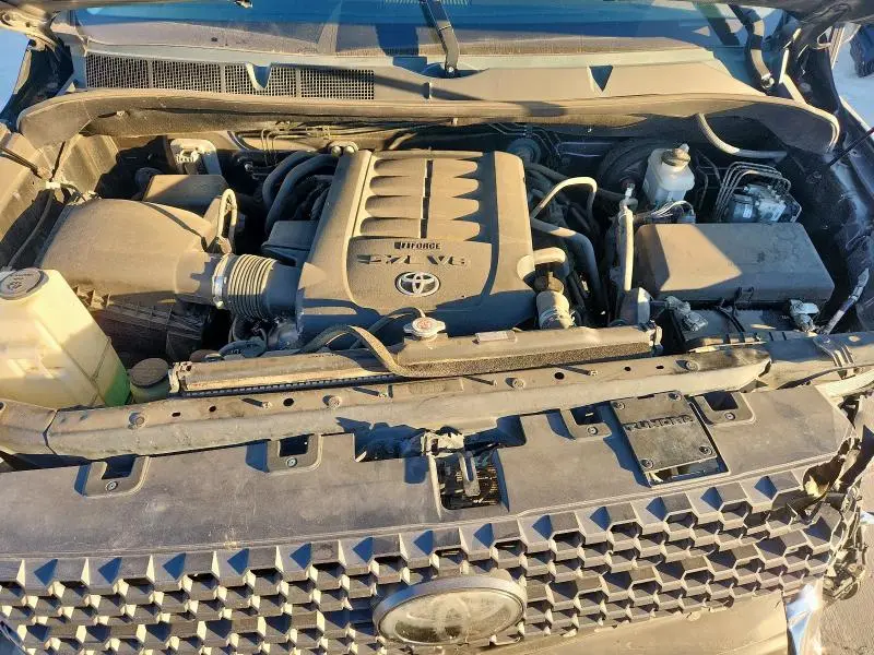 2020 TOYOTA TUNDRA CREWMAX SR5  