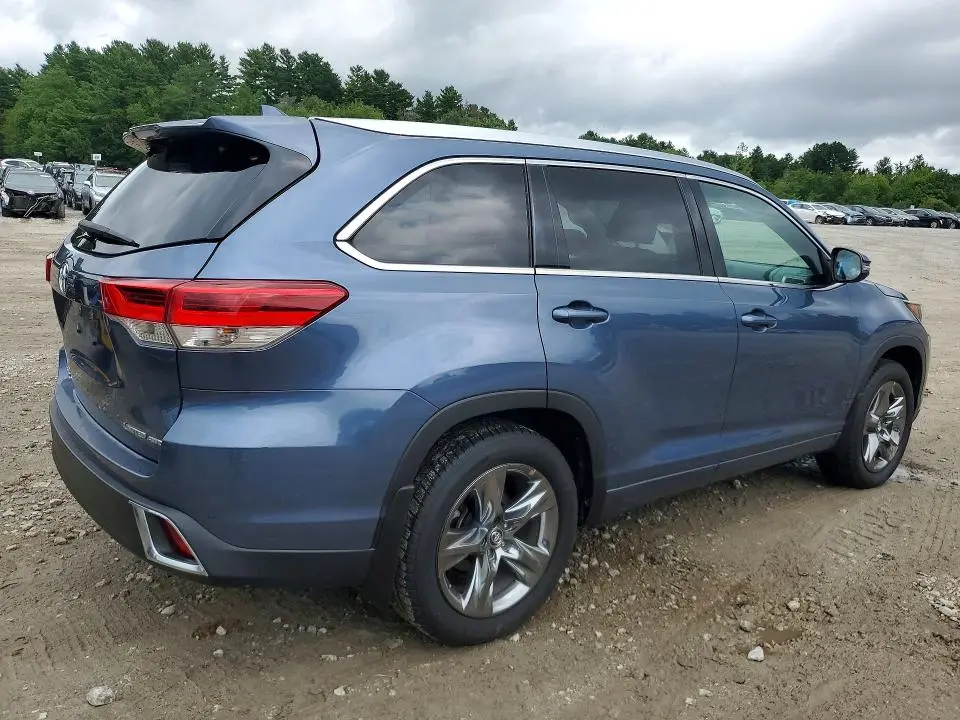2017 TOYOTA HIGHLANDER LIMITED PLATINUM  