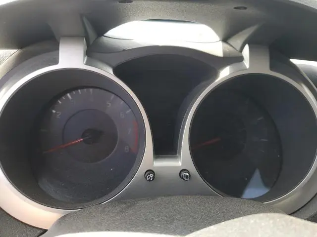 2013 NISSAN JUKE S