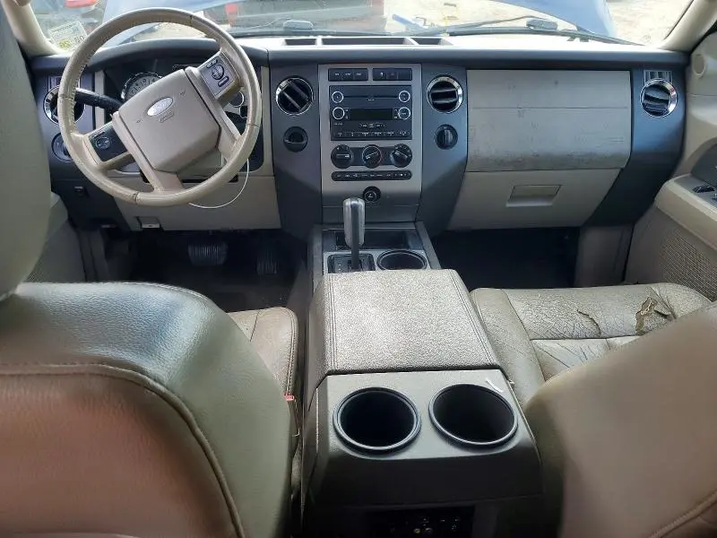 2011 FORD EXPEDITION XLT  