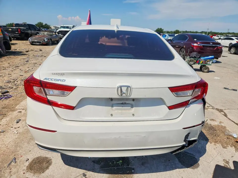 2020 HONDA ACCORD LX  