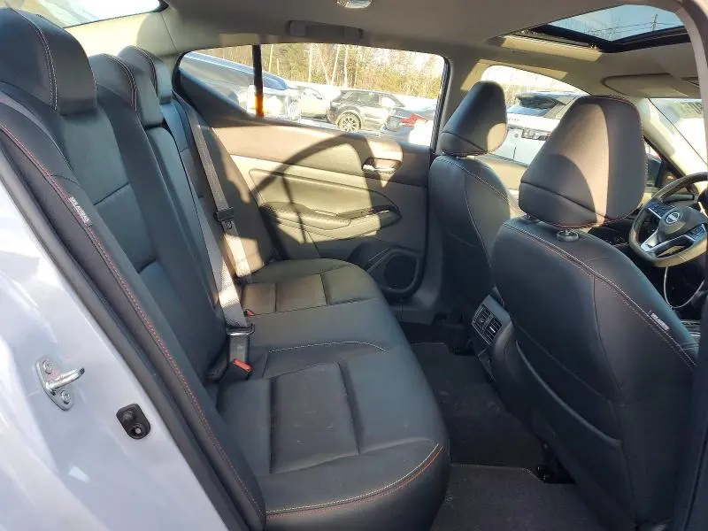 2024 NISSAN ALTIMA 2.0 SR  