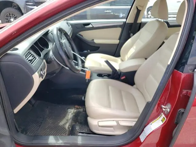 2017 VOLKSWAGEN JETTA SE  