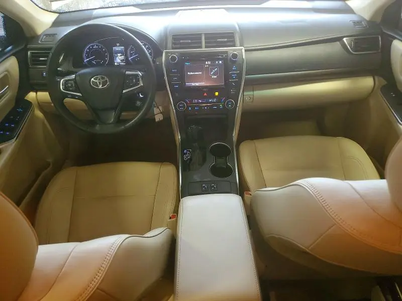 2017 TOYOTA CAMRY XLE  