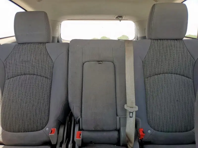 2014 CHEVROLET TRAVERSE LS  
