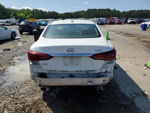 2018 INFINITI Q50 LUXE  