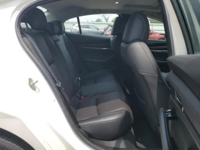 2019 MAZDA 3 PREMIUM  