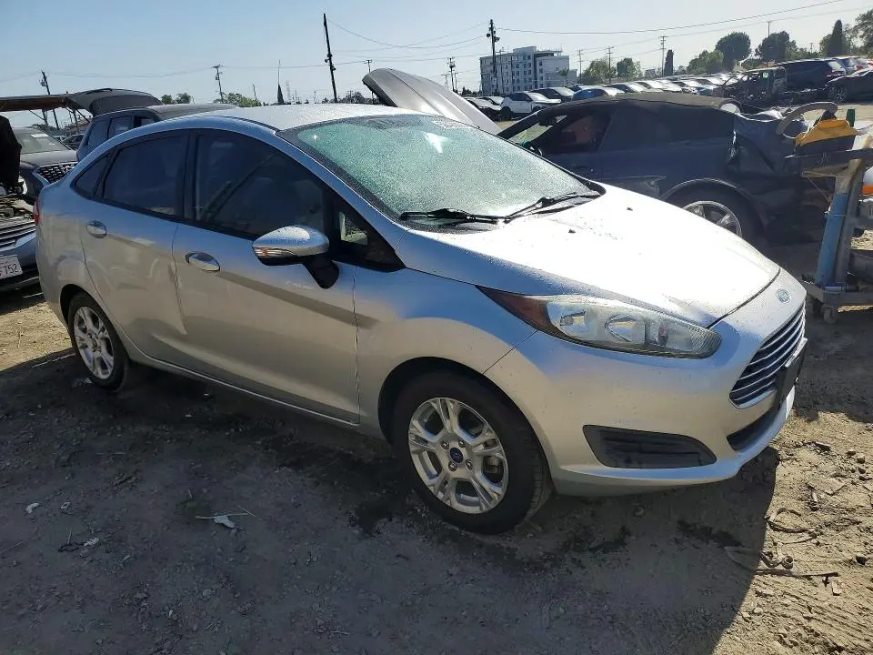 2015 FORD FIESTA SE  