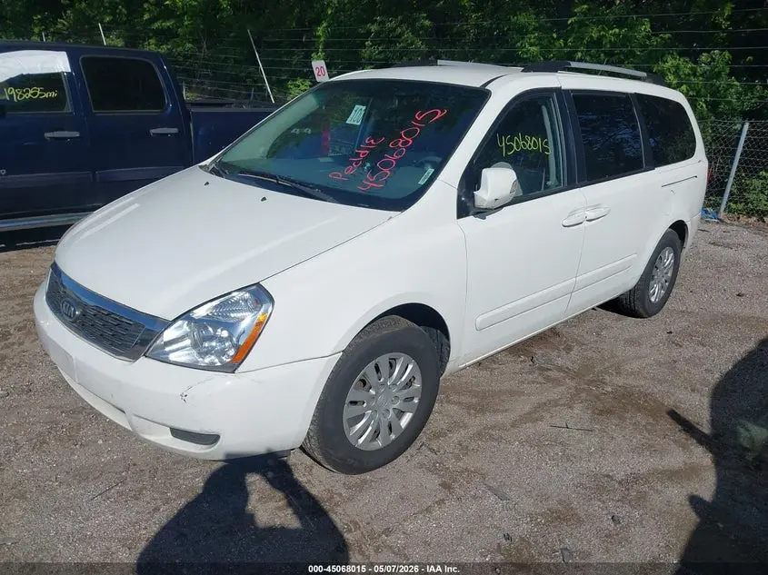 2012 KIA SEDONA LX