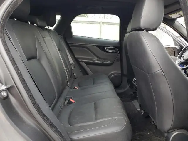 2018 JAGUAR F-PACE PREMIUM  