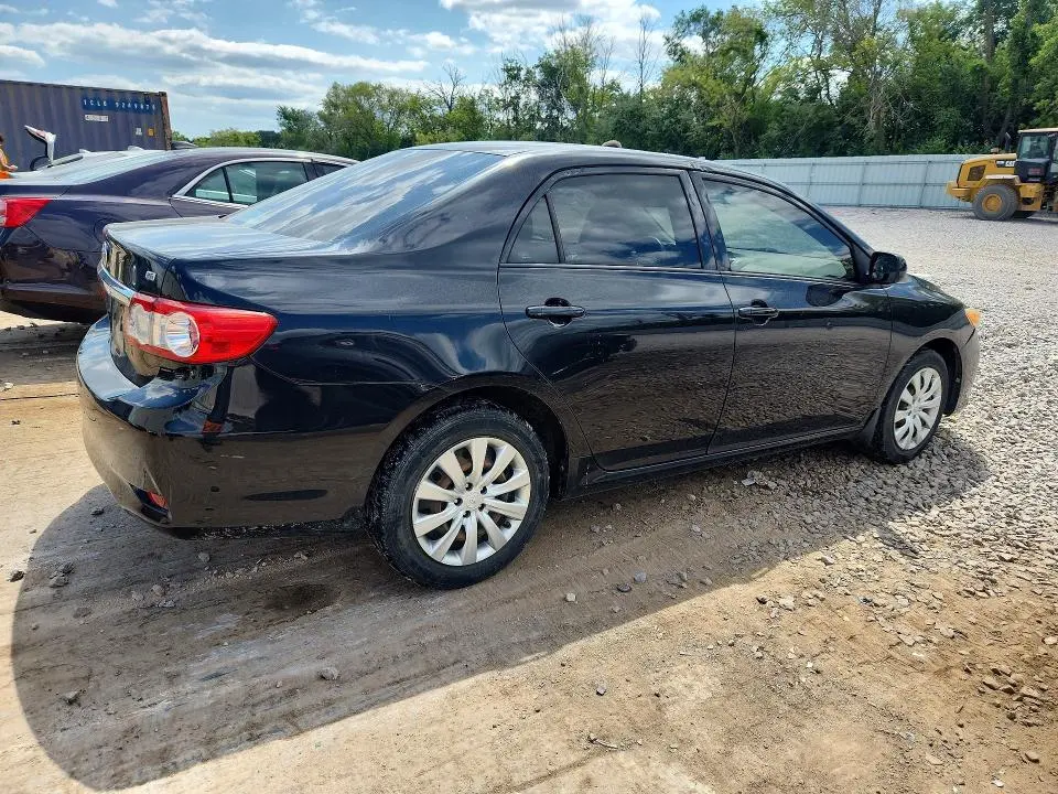 2012 TOYOTA COROLLA LE  