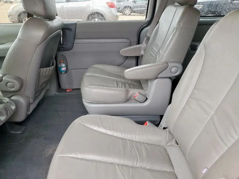 2012 KIA SEDONA EX  