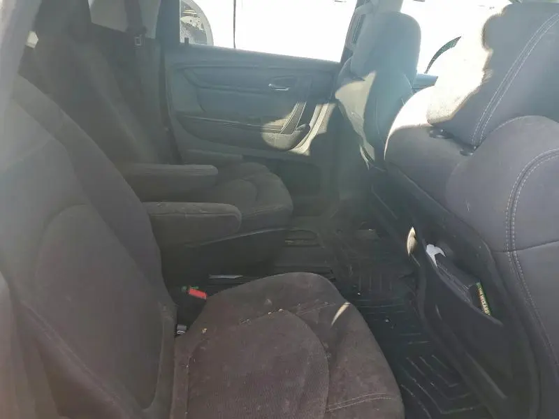 2013 CHEVROLET TRAVERSE LT  