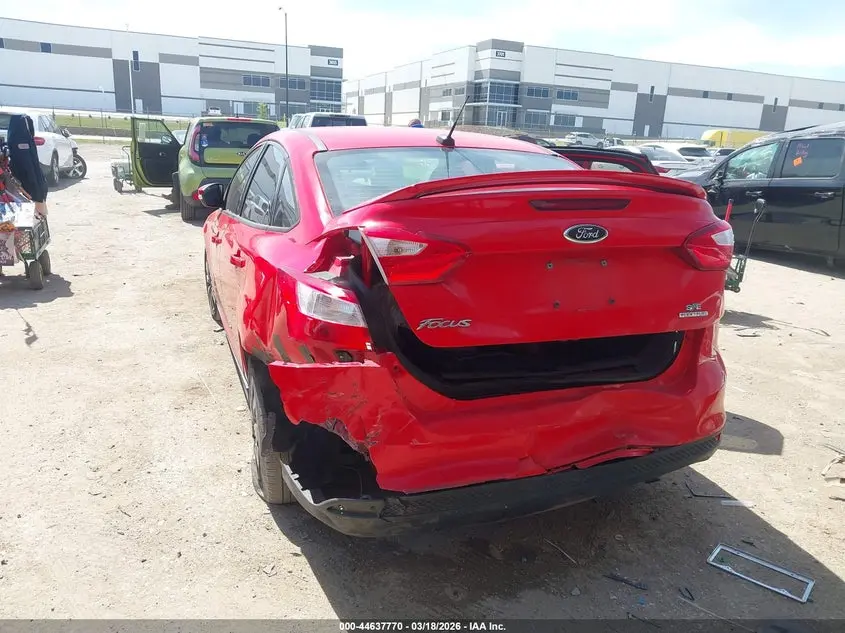 2013 FORD FOCUS SE