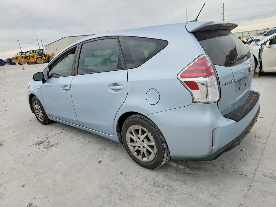 2016 TOYOTA PRIUS V FOUR  