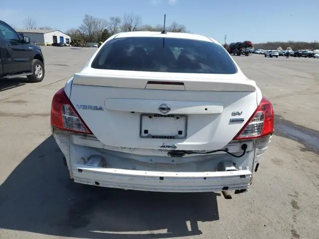 2019 NISSAN VERSA S  