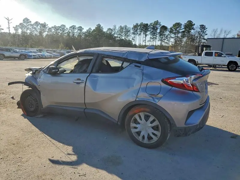 2019 TOYOTA C-HR XLE  