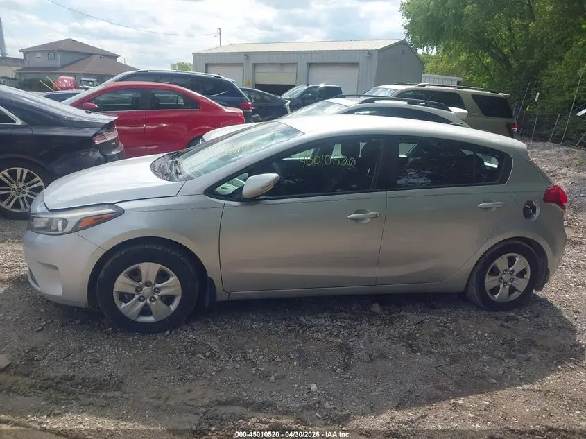 2017 KIA FORTE LX