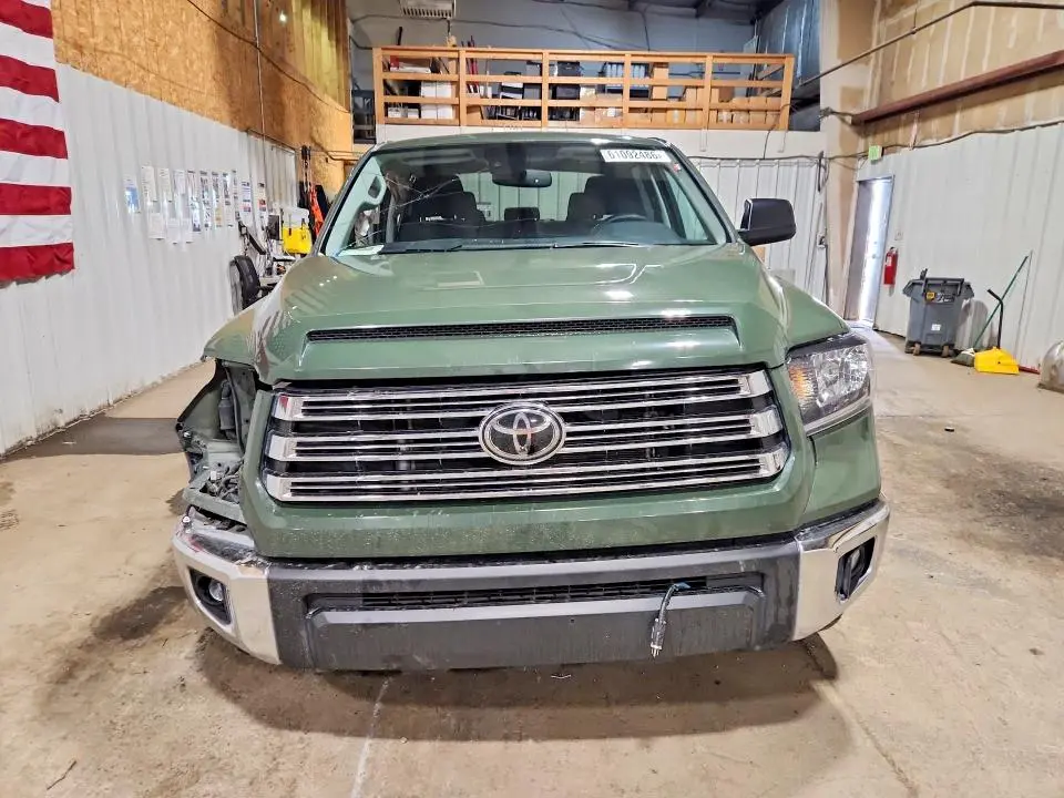 2021 TOYOTA TUNDRA SR5  