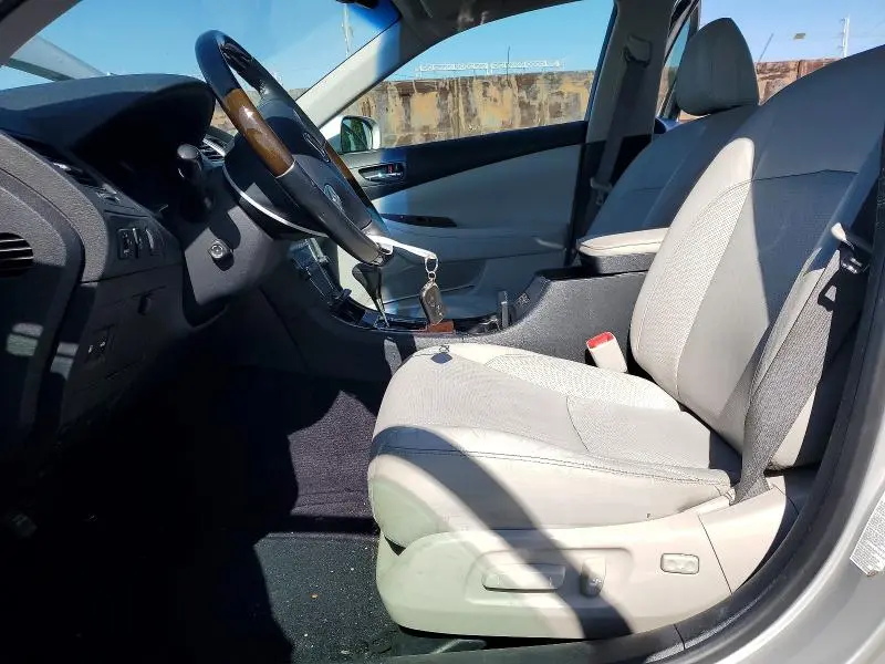 2011 LEXUS ES 350  