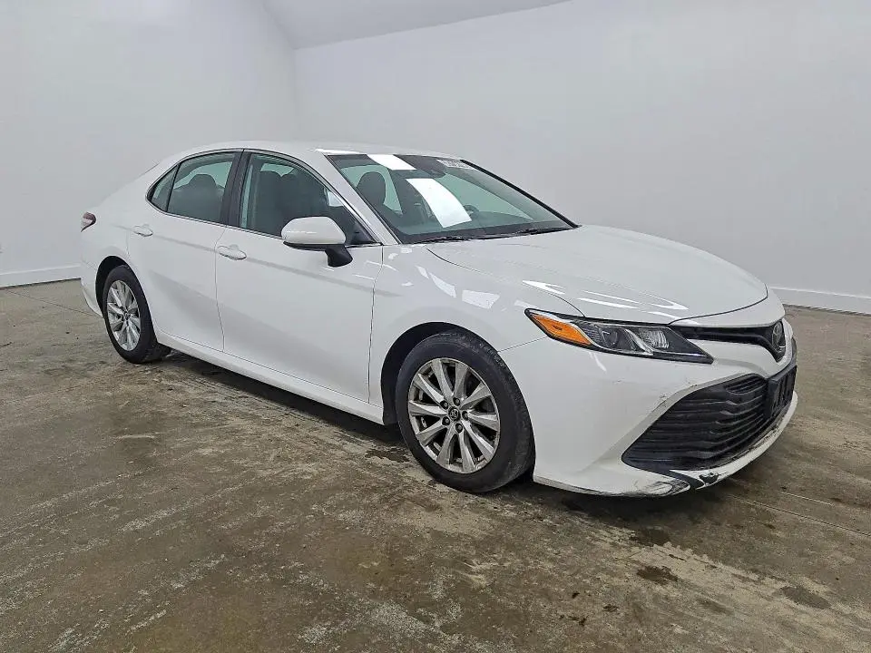 2019 TOYOTA CAMRY LE  