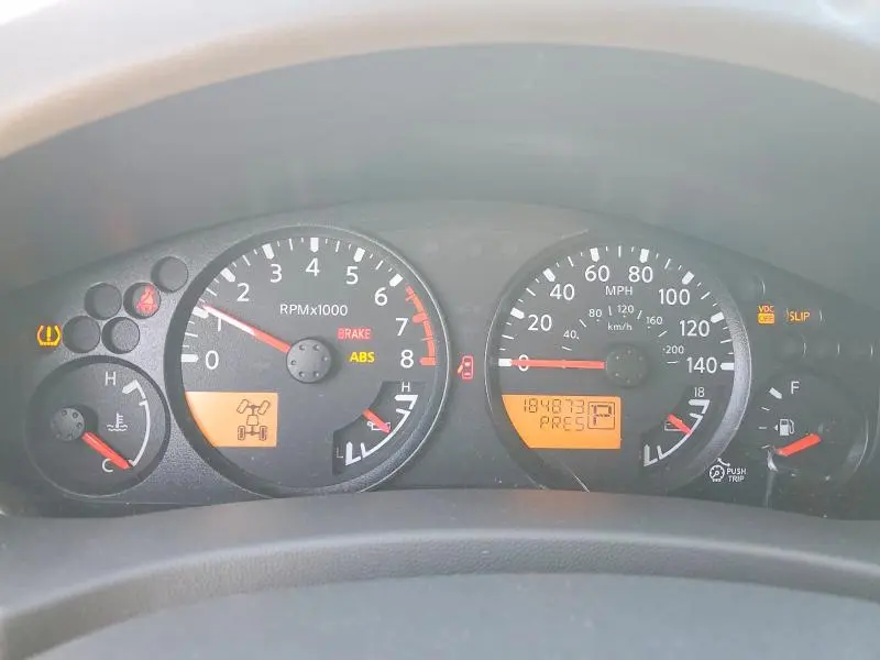 2011 NISSAN FRONTIER S  