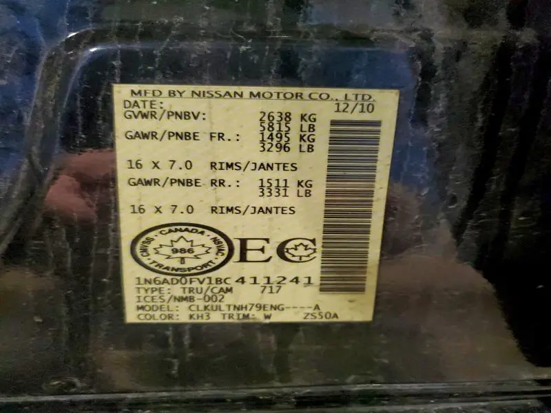 2011 NISSAN FRONTIER SV  