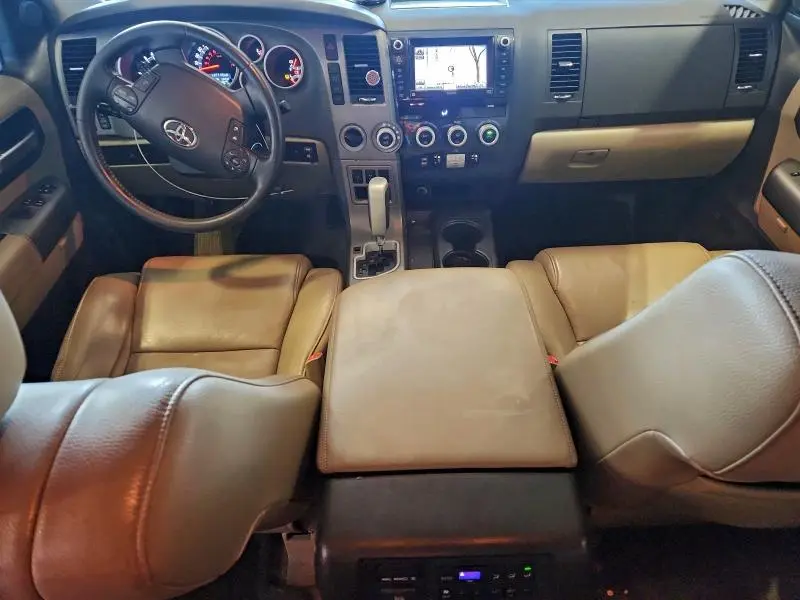 2011 TOYOTA SEQUOIA LIMITED  