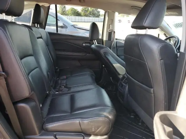 2017 HONDA PILOT EXLN  