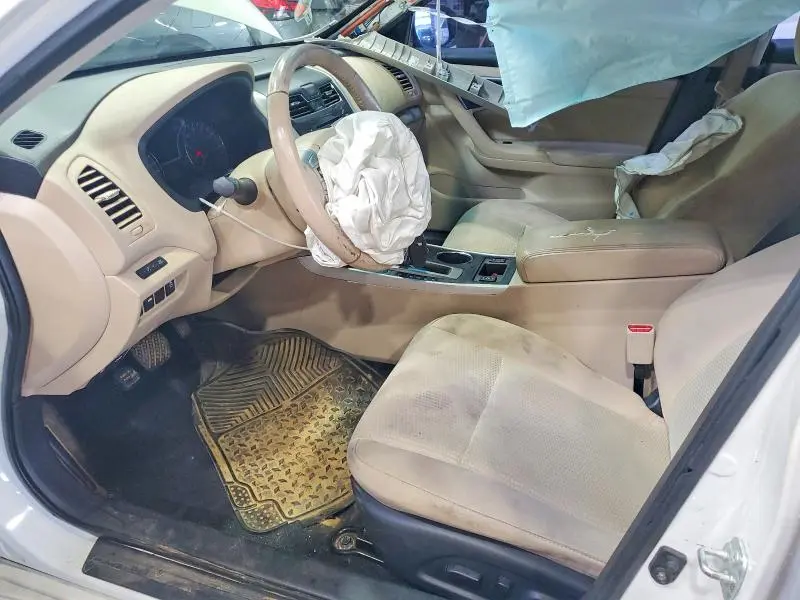 2015 NISS ALTIMA 2.5   