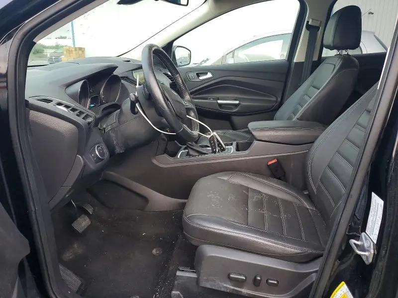 2017 FORD ESCAPE TITANIUM  