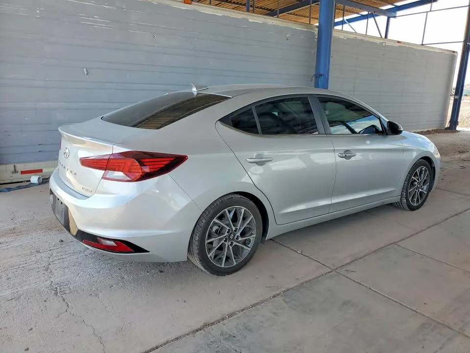 2019 HYUNDAI ELANTRA LIMITED  