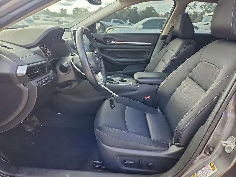 2019 NISSAN ALTIMA SV  