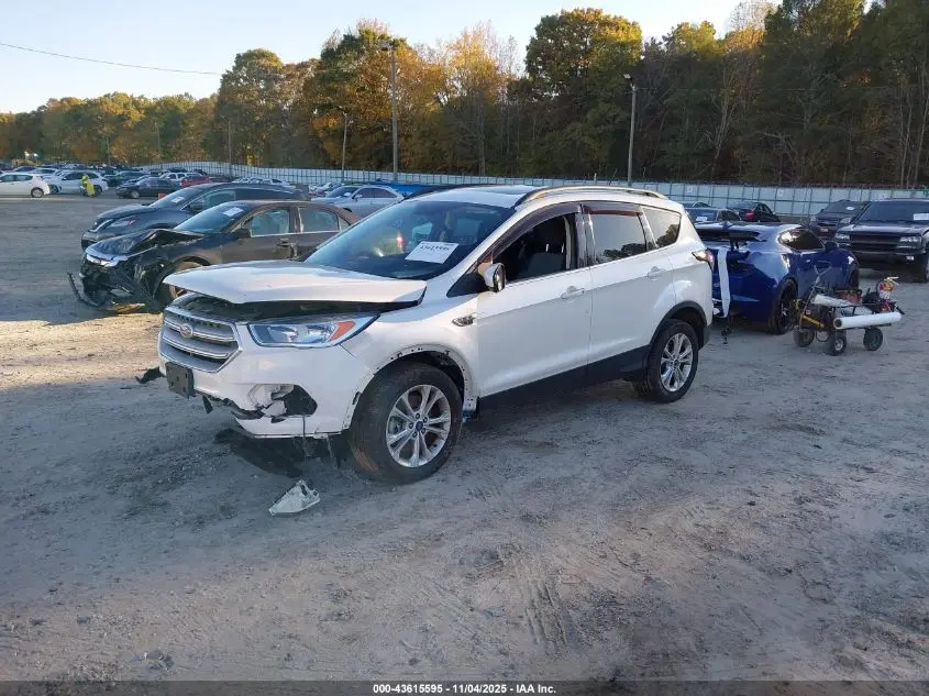 2018 FORD ESCAPE SE