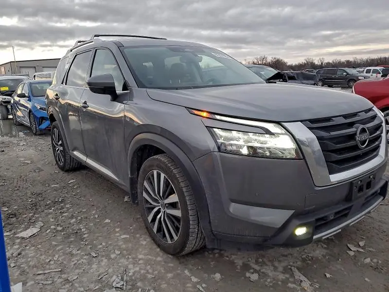 2023 NISSAN PATHFINDER PLATINUM  