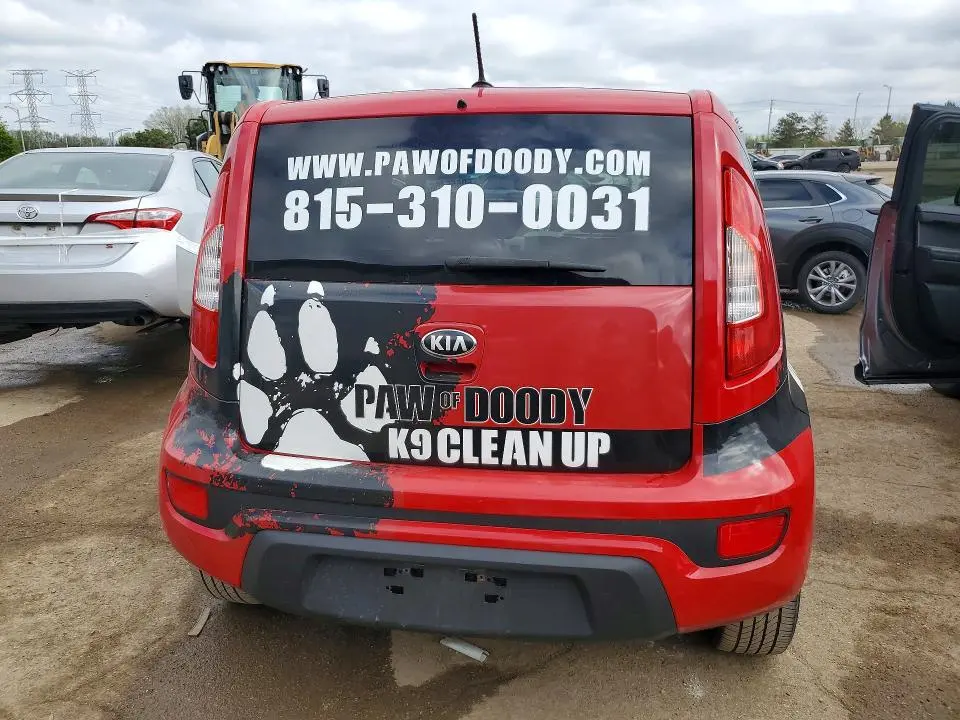 2013 KIA SOUL +  