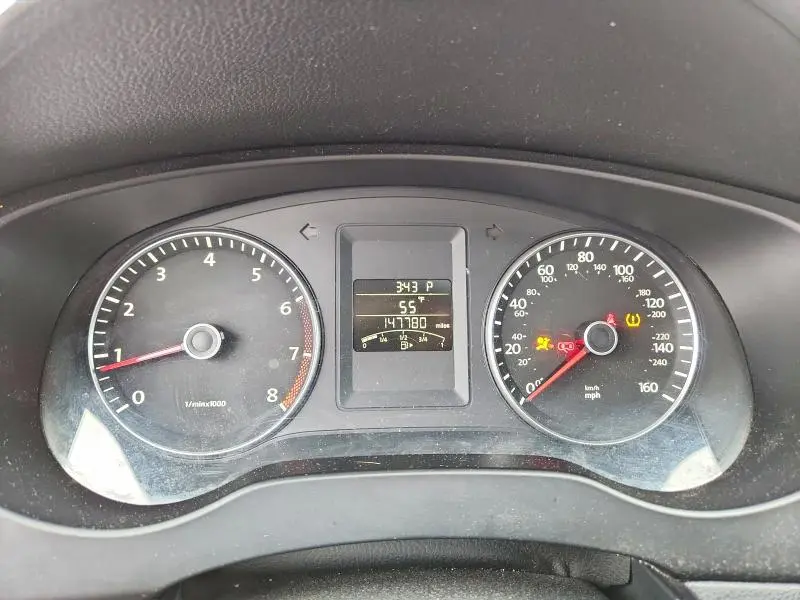 2012 VOLKSWAGEN JETTA SE  