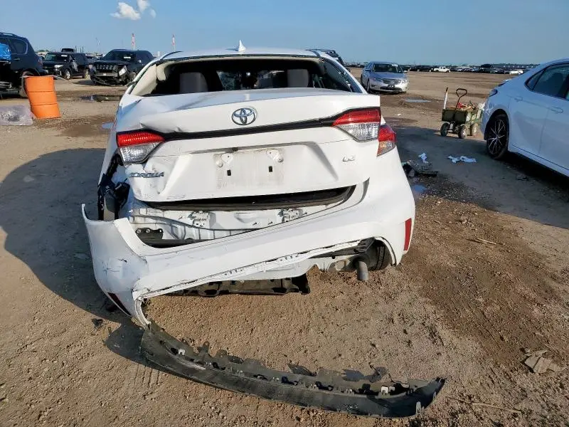2022 TOYOTA COROLLA LE  