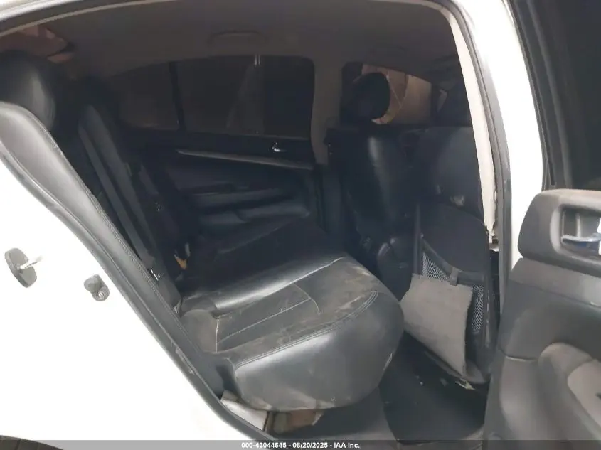 2012 INFINITI G37 JOURNEY