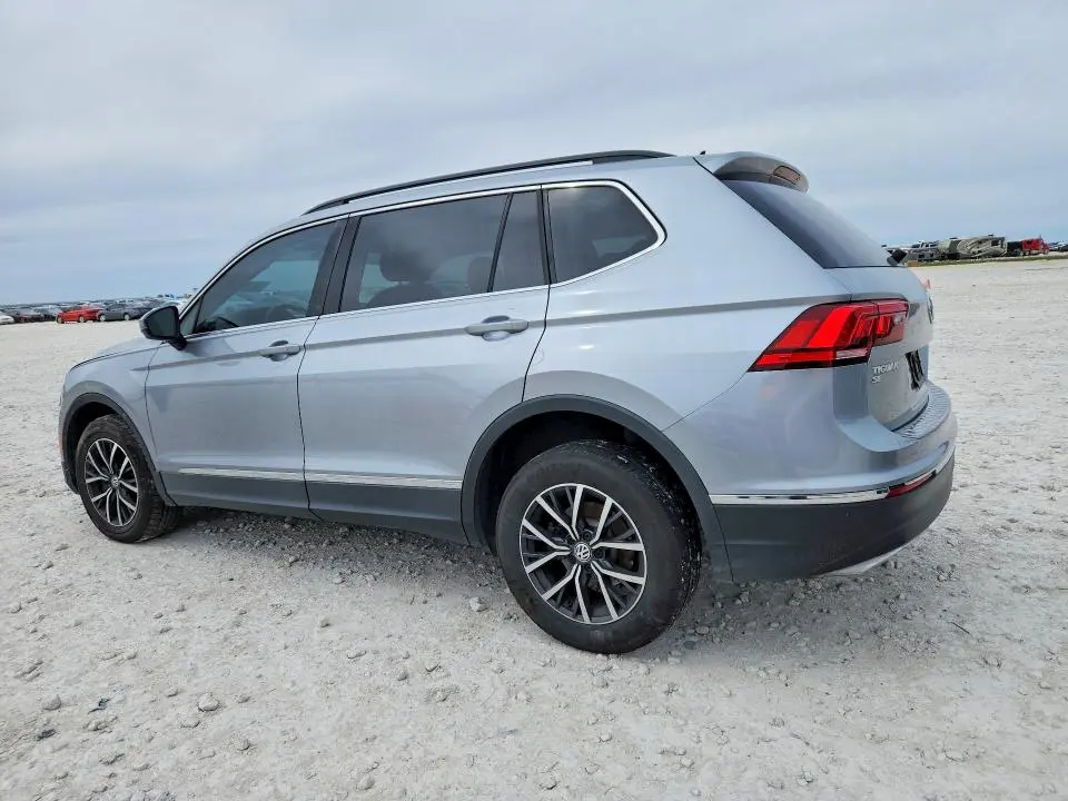 2020 VOLKSWAGEN TIGUAN SE  