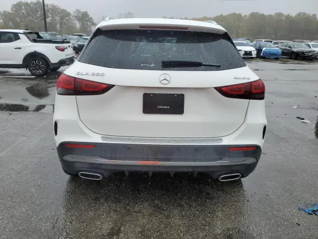 2023 MERCEDES-BENZ GLA 250 4MATIC  