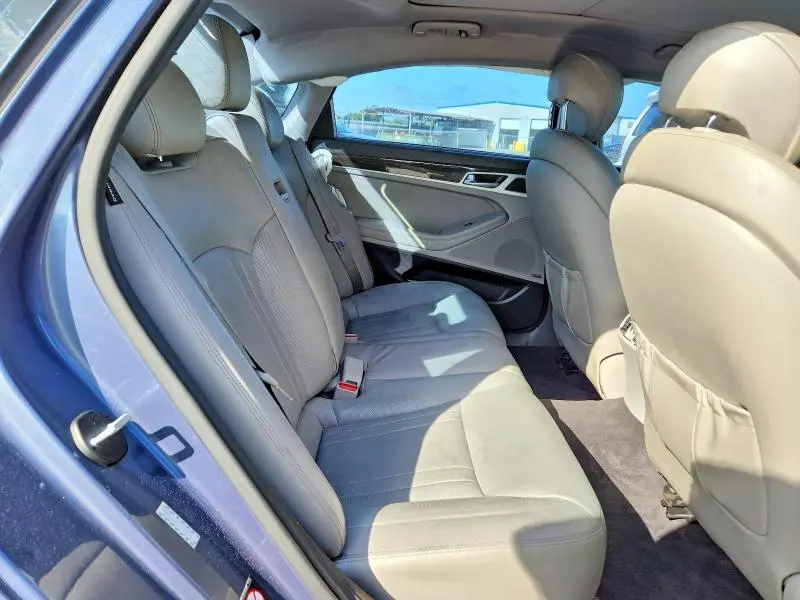 2015 HYUNDAI GENESIS   