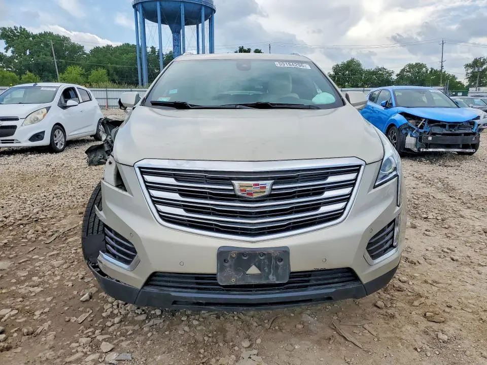 2017 CADILLAC XT5 LUXURY  