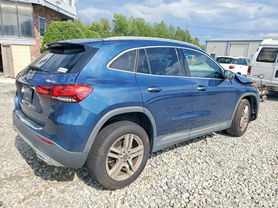 2021 MERCEDES-BENZ GLA 250 4MATIC  