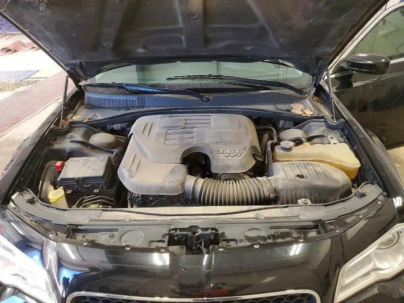 2016 CHRYSLER 300 LIMITED  