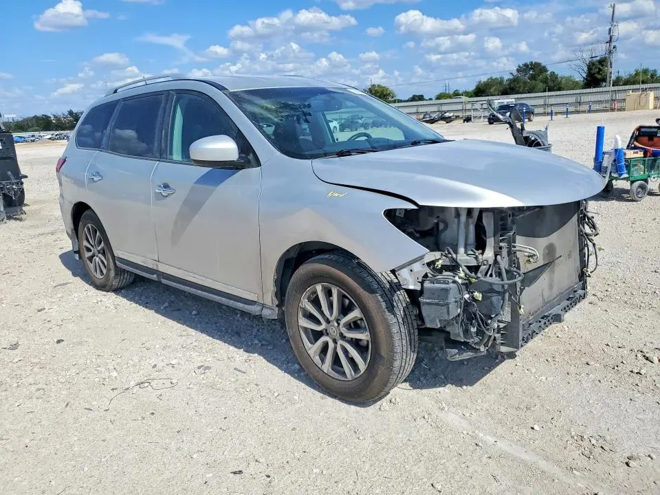 2015 NISSAN PATHFINDER SL  
