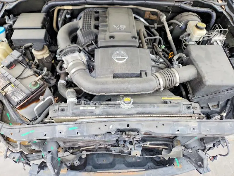 2015 NISSAN FRONTIER S  