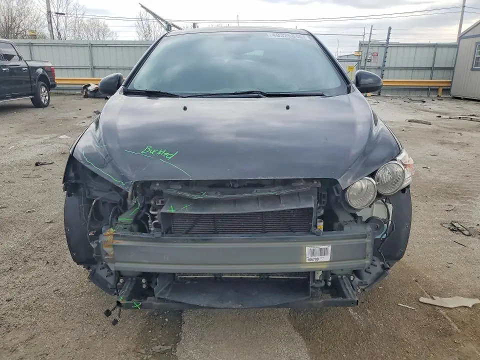 2013 CHEVROLET SONIC LT  