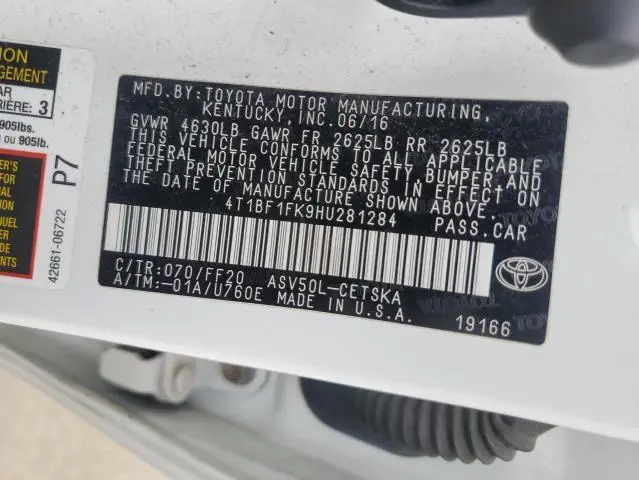 2017 TOYOTA CAMRY LE  