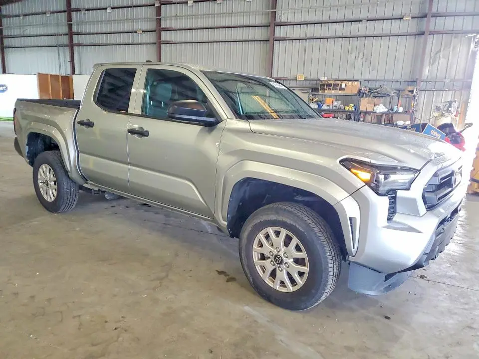 2025 TOYOTA TACOMA SR  